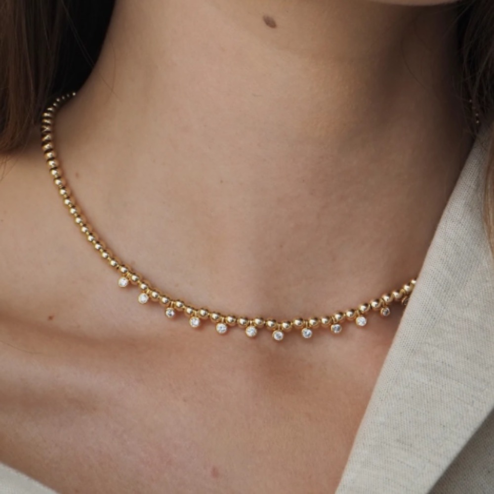 Lili claspe beaded necklace